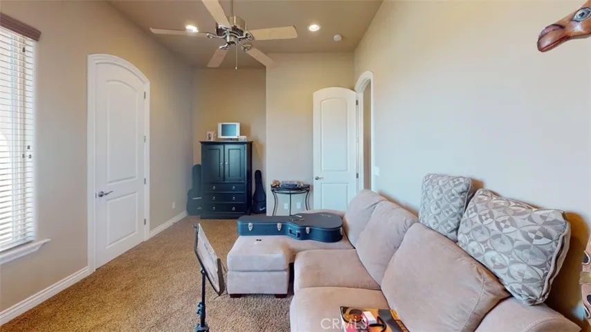 17134 Joshua Road, Apple Valley, California 92307