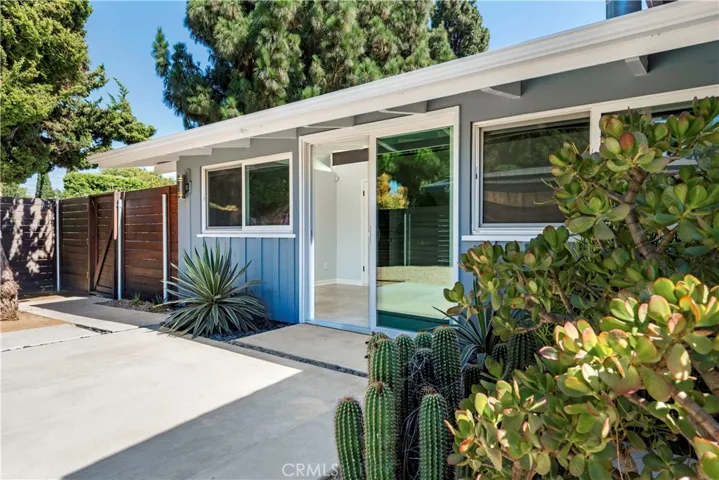 3033 Volk Avenue, Long Beach, California 90808