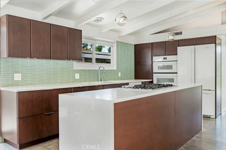 3033 Volk Avenue, Long Beach, California 90808