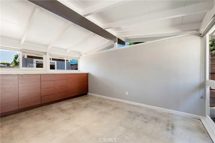 3033 Volk Avenue, Long Beach, California 90808