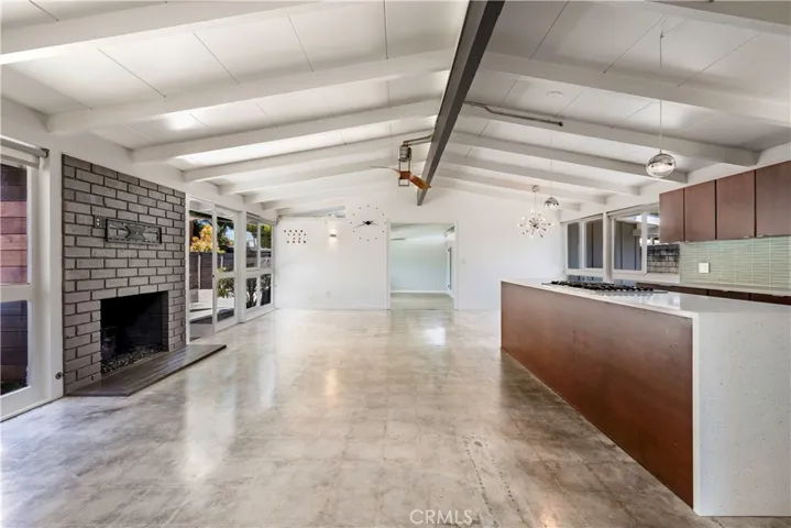 3033 Volk Avenue, Long Beach, California 90808