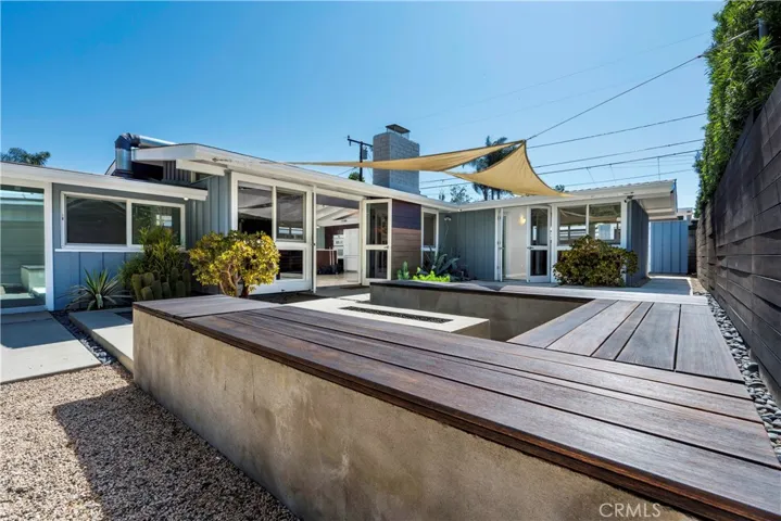 3033 Volk Avenue, Long Beach, California 90808
