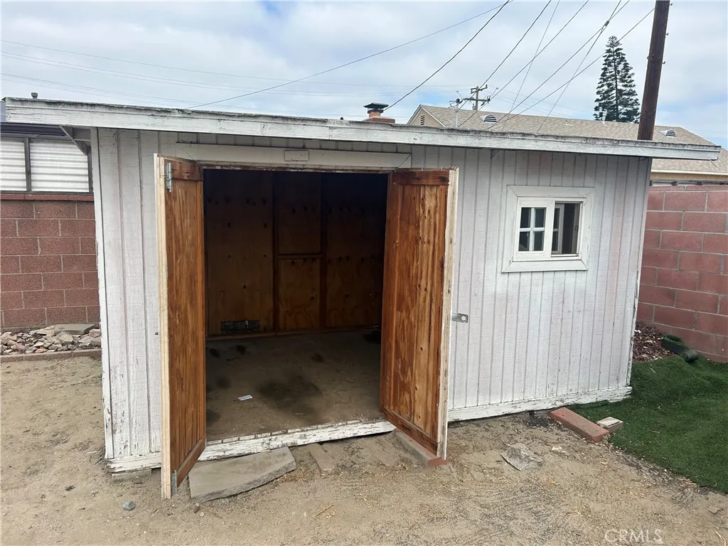 13137 Faust Avenue, Downey, California 90242 home-pic-18