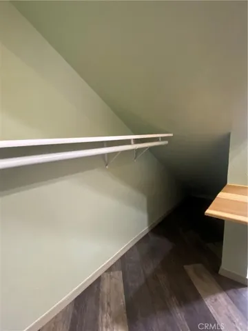 Closet & Storage