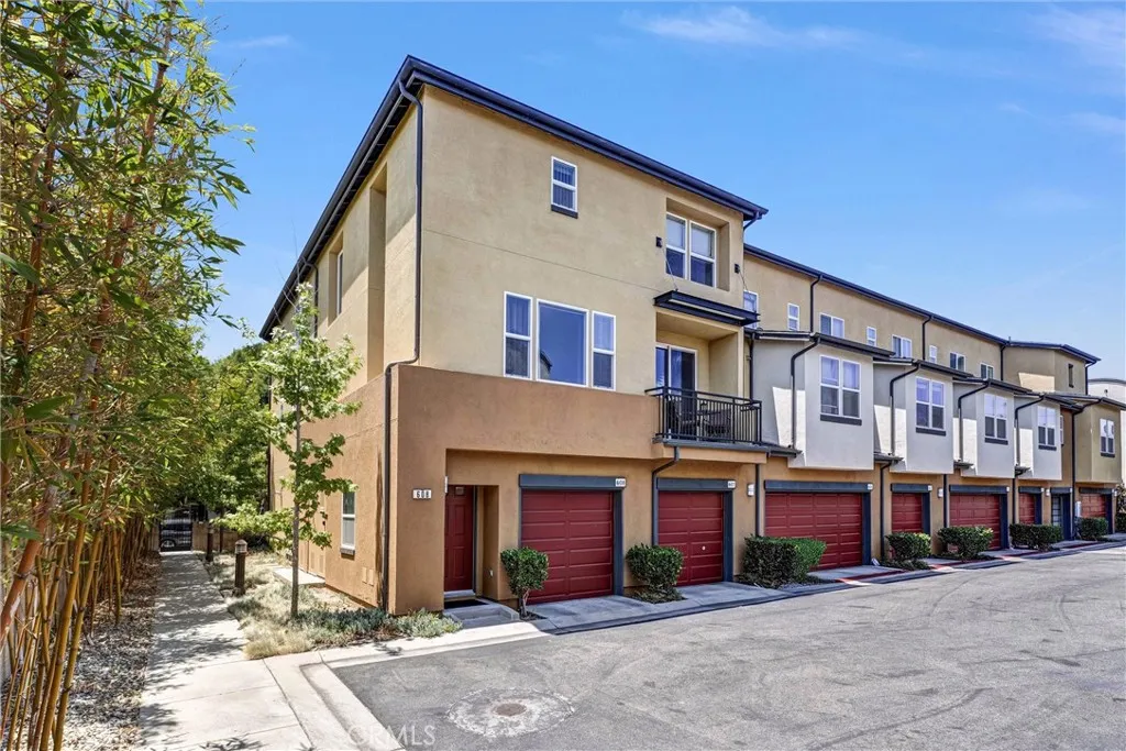 8620 Belford Avenue 608, Los Angeles, California 90045, 2 Bedrooms Bedrooms, ,3 BathroomsBathrooms,Residential,For Sale,Belford,WS25153043