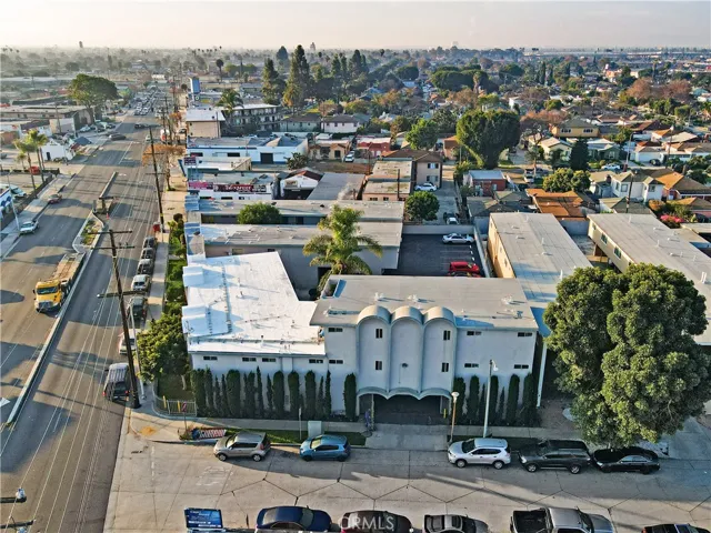 10303 Long Beach Boulevard, Lynwood, California 90262