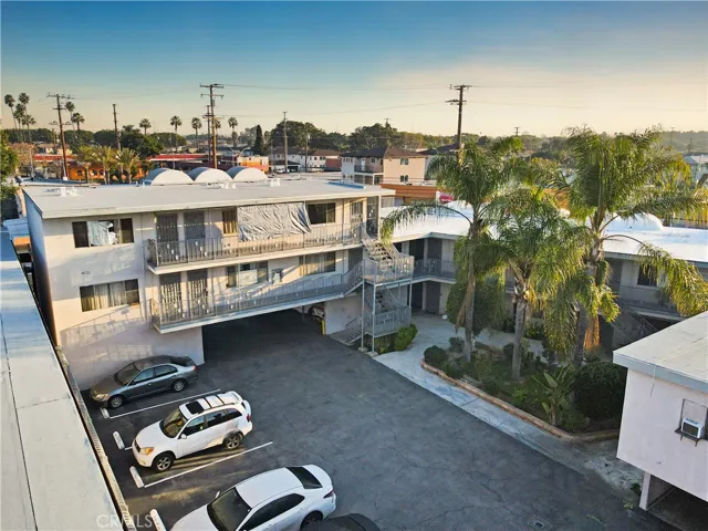 10303 Long Beach Boulevard, Lynwood, California 90262