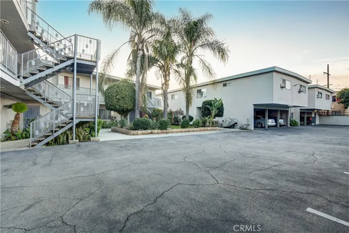 10303 Long Beach Boulevard, Lynwood, California 90262
