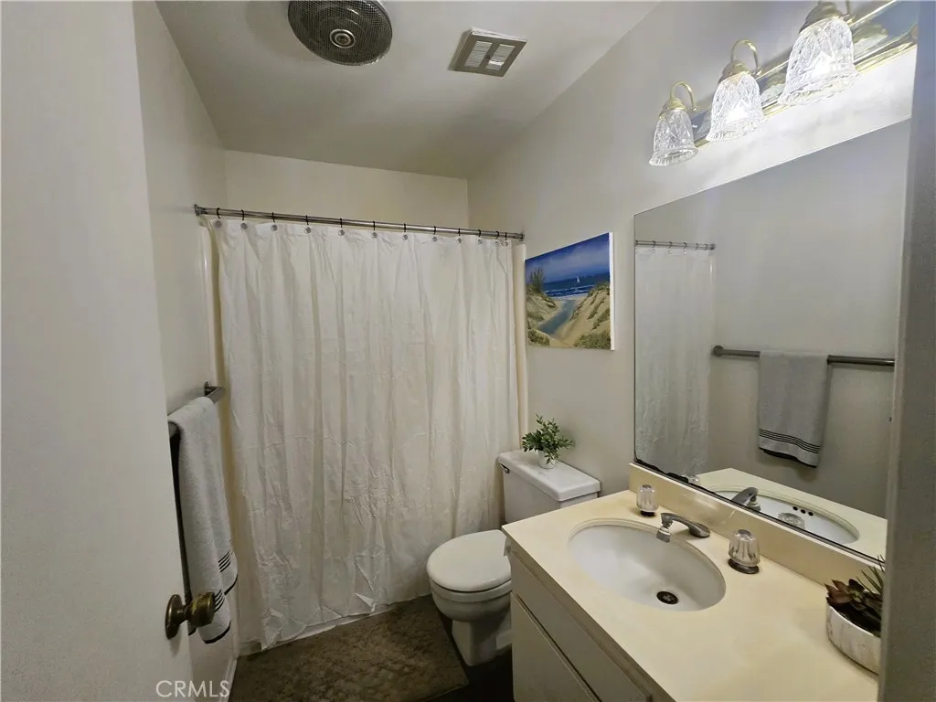 26487 Fairway Circle, Newhall, California 91321 home-pic-30