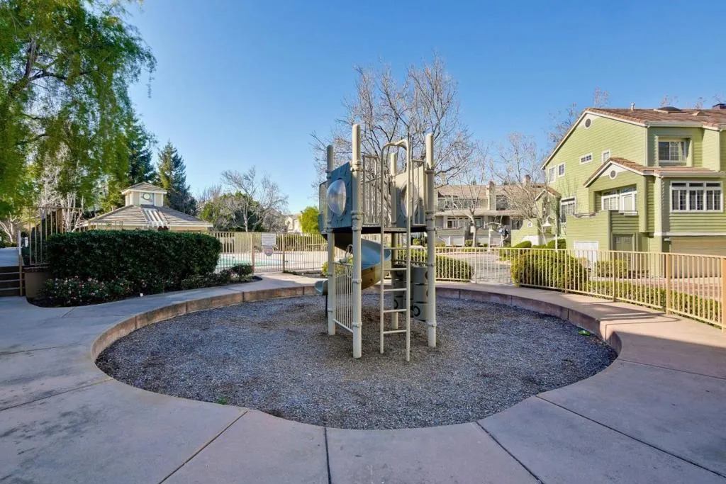 1151 La Rochelle Terrace G, Sunnyvale, California 94089 home-pic-49