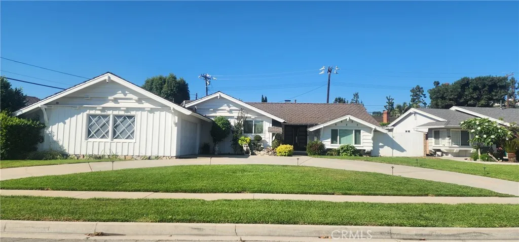 15608 Cristalino Street, Hacienda Heights, California 91745