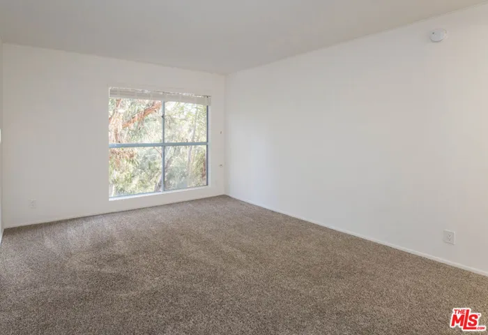 410 S Barrington Avenue 205, Los Angeles, California 90049