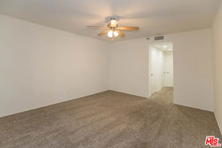410 S Barrington Avenue 205, Los Angeles, California 90049