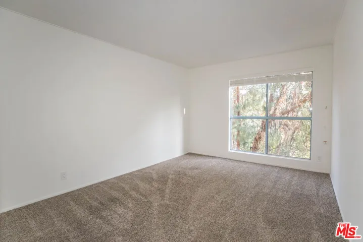 410 S Barrington Avenue 205, Los Angeles, California 90049