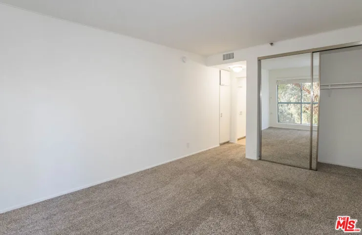 410 S Barrington Avenue 205, Los Angeles, California 90049