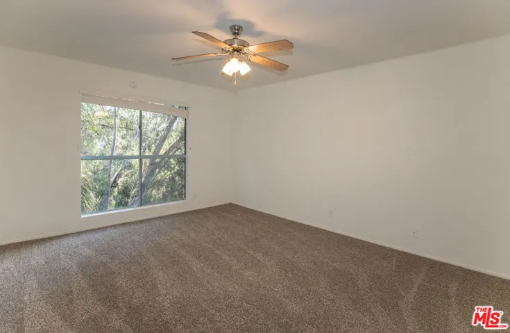 410 S Barrington Avenue 205, Los Angeles, California 90049
