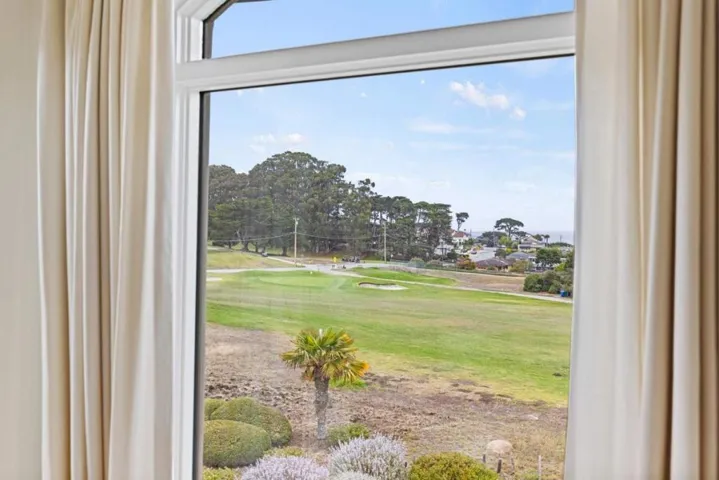 836 Jewell Avenue, Pacific Grove, California 93950