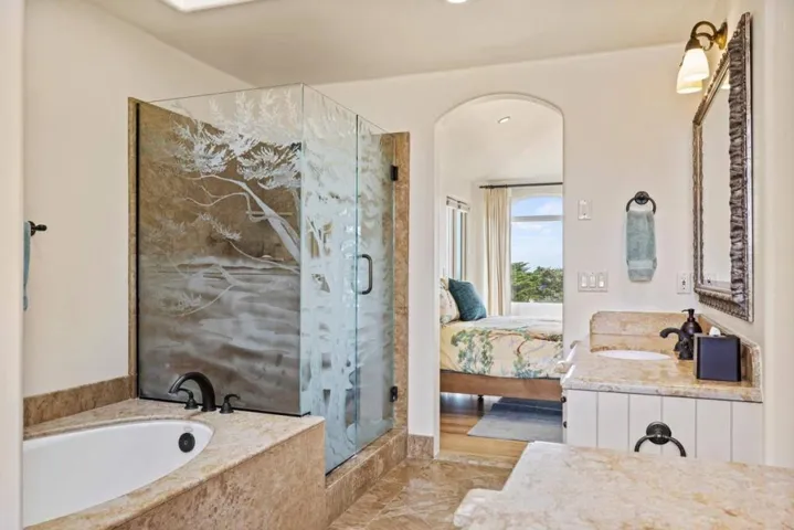 836 Jewell Avenue, Pacific Grove, California 93950