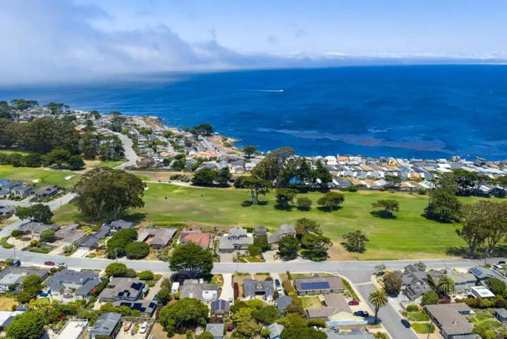 836 Jewell Avenue, Pacific Grove, California 93950