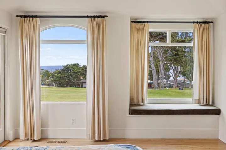 836 Jewell Avenue, Pacific Grove, California 93950