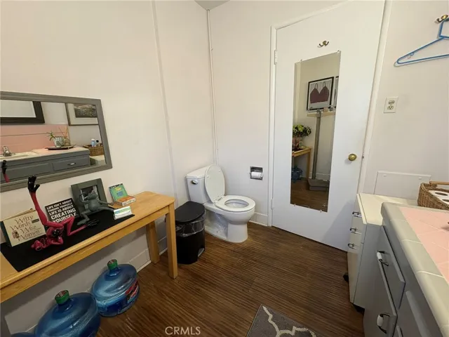 612 E Glenoaks Boulevard, Glendale, California 91207