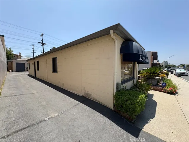 612 E Glenoaks Boulevard, Glendale, California 91207