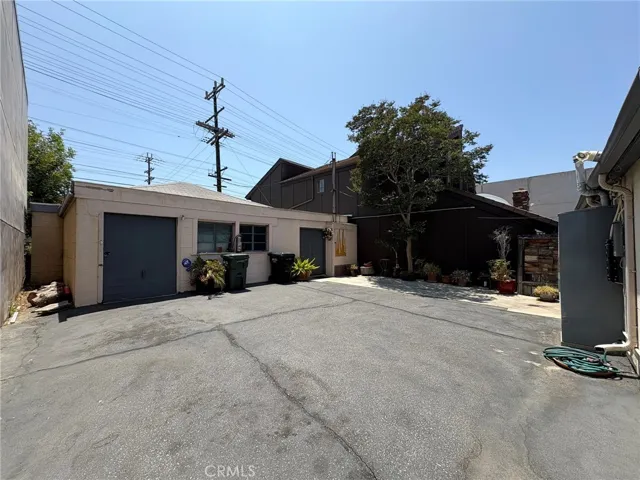 612 E Glenoaks Boulevard, Glendale, California 91207