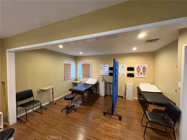 612 E Glenoaks Boulevard, Glendale, California 91207