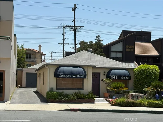 612 E Glenoaks Boulevard, Glendale, California 91207