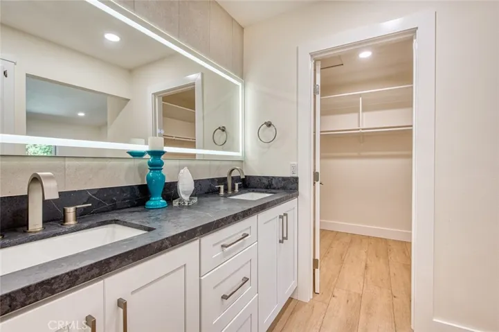 2654 Vista Ornada, Newport Beach, California 92660