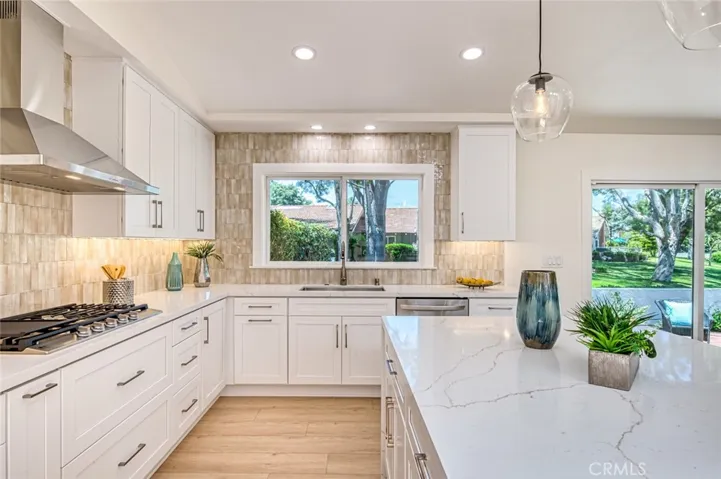 2654 Vista Ornada, Newport Beach, California 92660