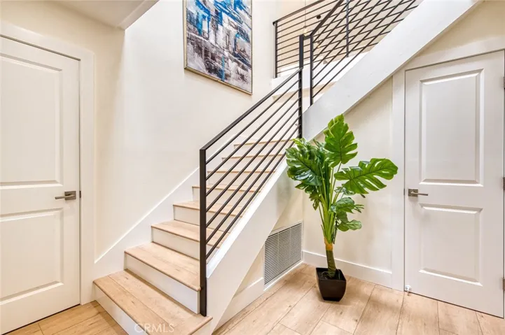 2654 Vista Ornada, Newport Beach, California 92660