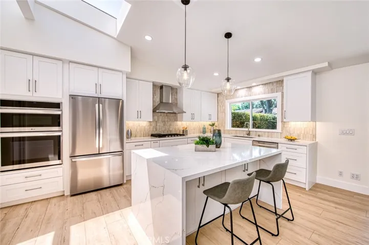 2654 Vista Ornada, Newport Beach, California 92660