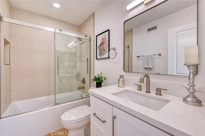 2654 Vista Ornada, Newport Beach, California 92660