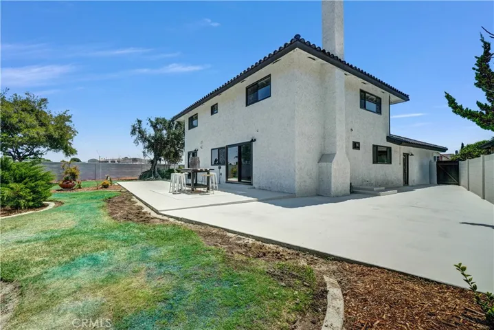 5231 Los Encantos Circle, La Palma, California 90623