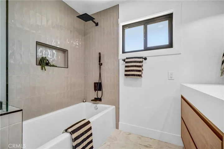 5231 Los Encantos Circle, La Palma, California 90623