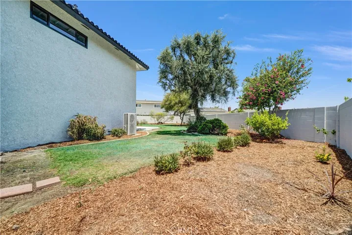 5231 Los Encantos Circle, La Palma, California 90623