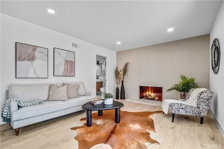5231 Los Encantos Circle, La Palma, California 90623
