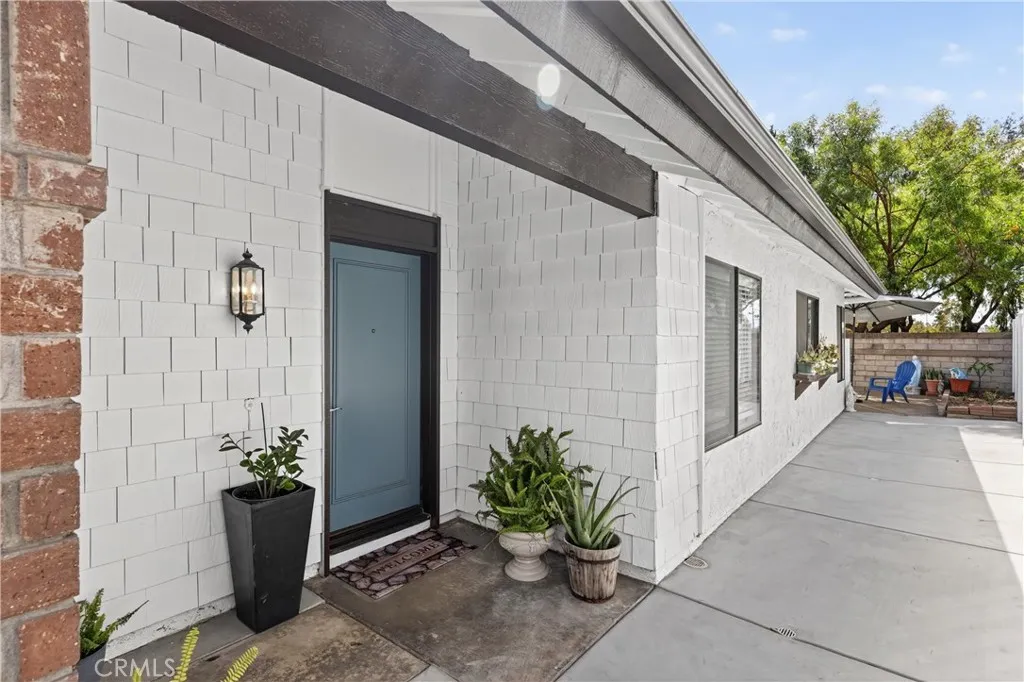 25482 Coral Wood Street, Lake Forest, California 92630 home-pic-24