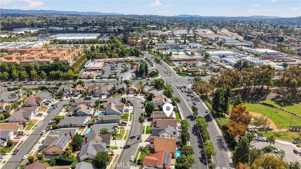 25482 Coral Wood Street, Lake Forest, California 92630 home-pic-31