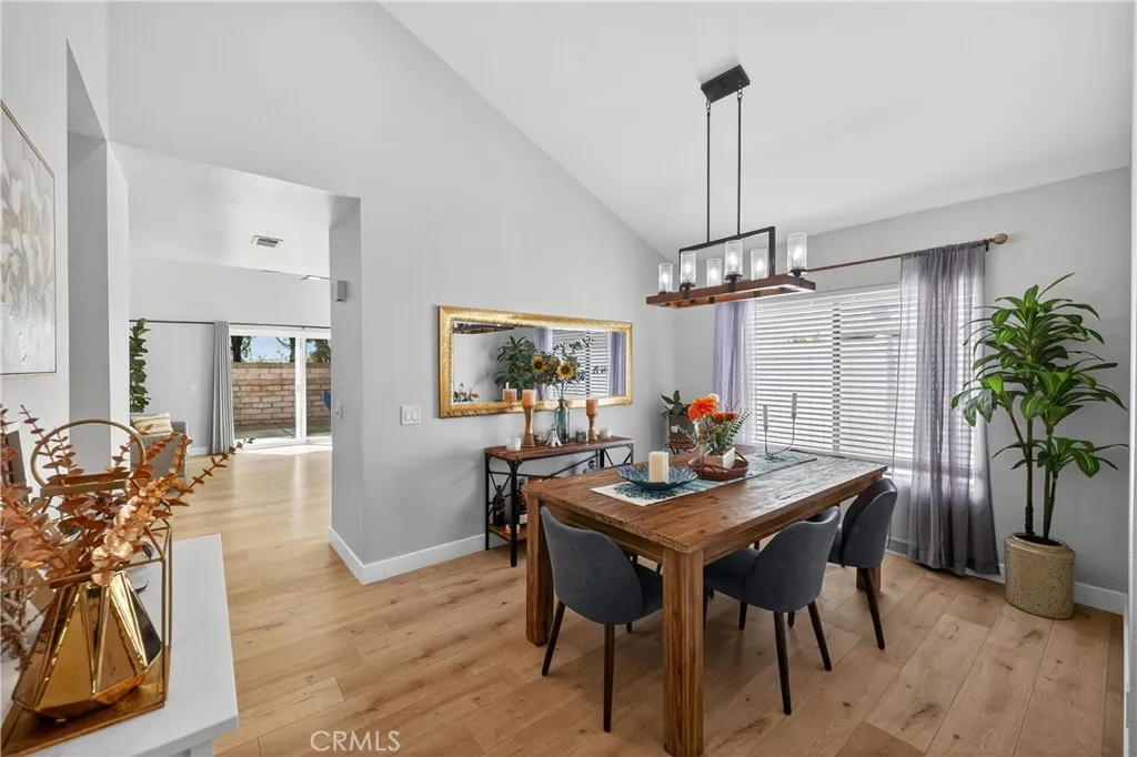 25482 Coral Wood Street, Lake Forest, California 92630 home-pic-5