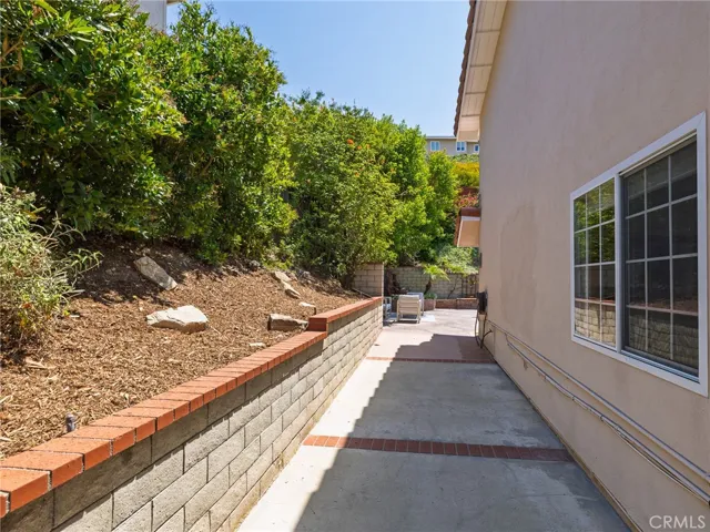 28422 Seamount Dr, Rancho Palos Verdes, California 90275