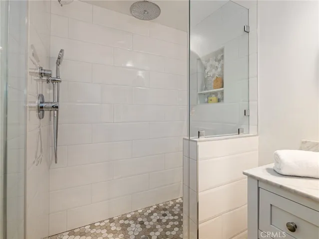 Downstairs guest bathroom