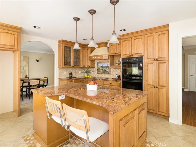 Kitchen with breakfast nook