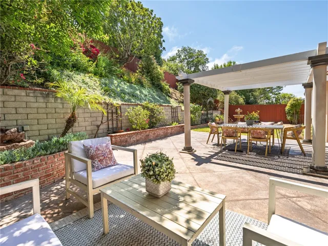 28422 Seamount Dr, Rancho Palos Verdes, California 90275