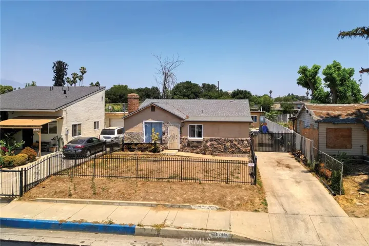 622 S Hamilton Boulevard, Pomona, California 91766