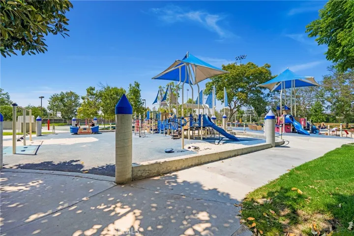 Heritage Park Playground