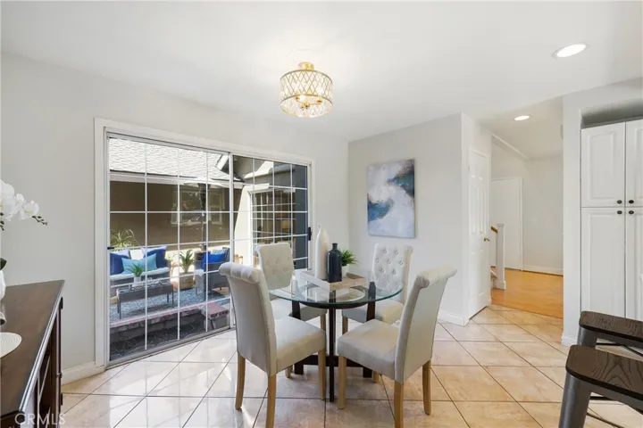 Breakfast room