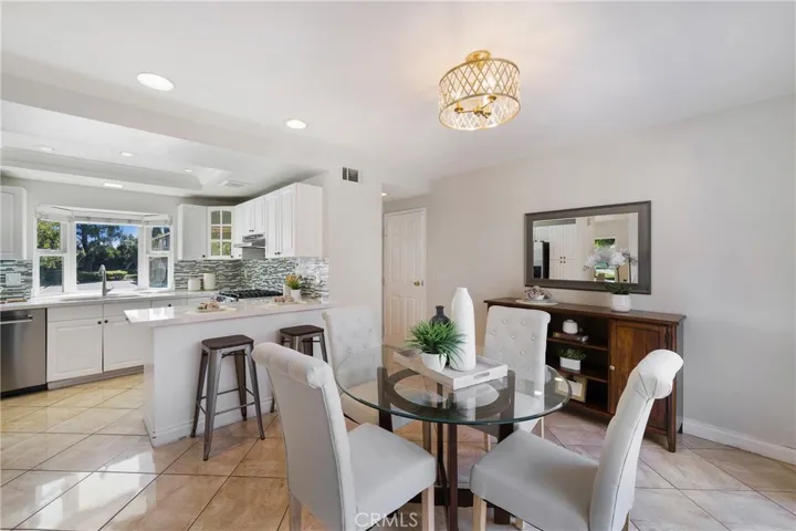 Breakfast room