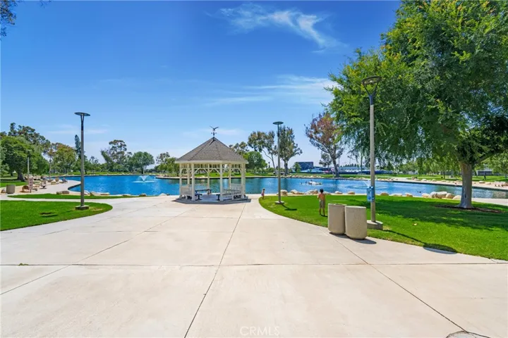Heritage Park Pond